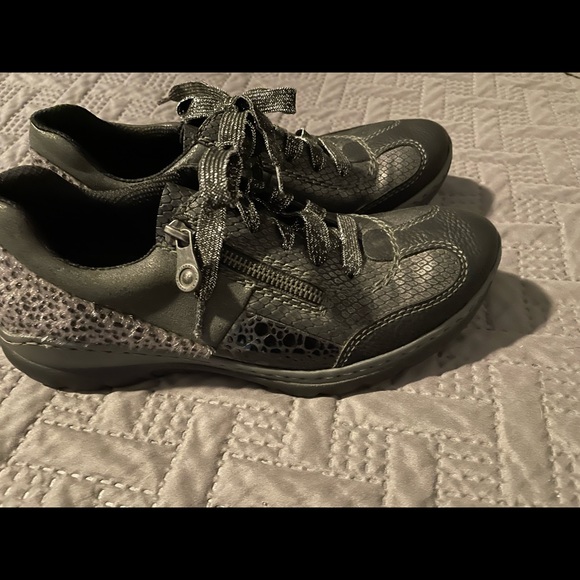 Rieker Fashionable Sneakers - Picture 2 of 5